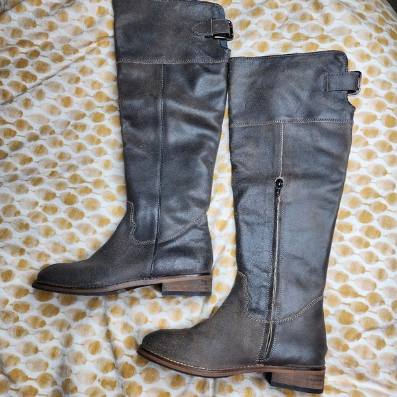 BP Leather Extended Calf Side Zip Boots Grey Tall Womens 7